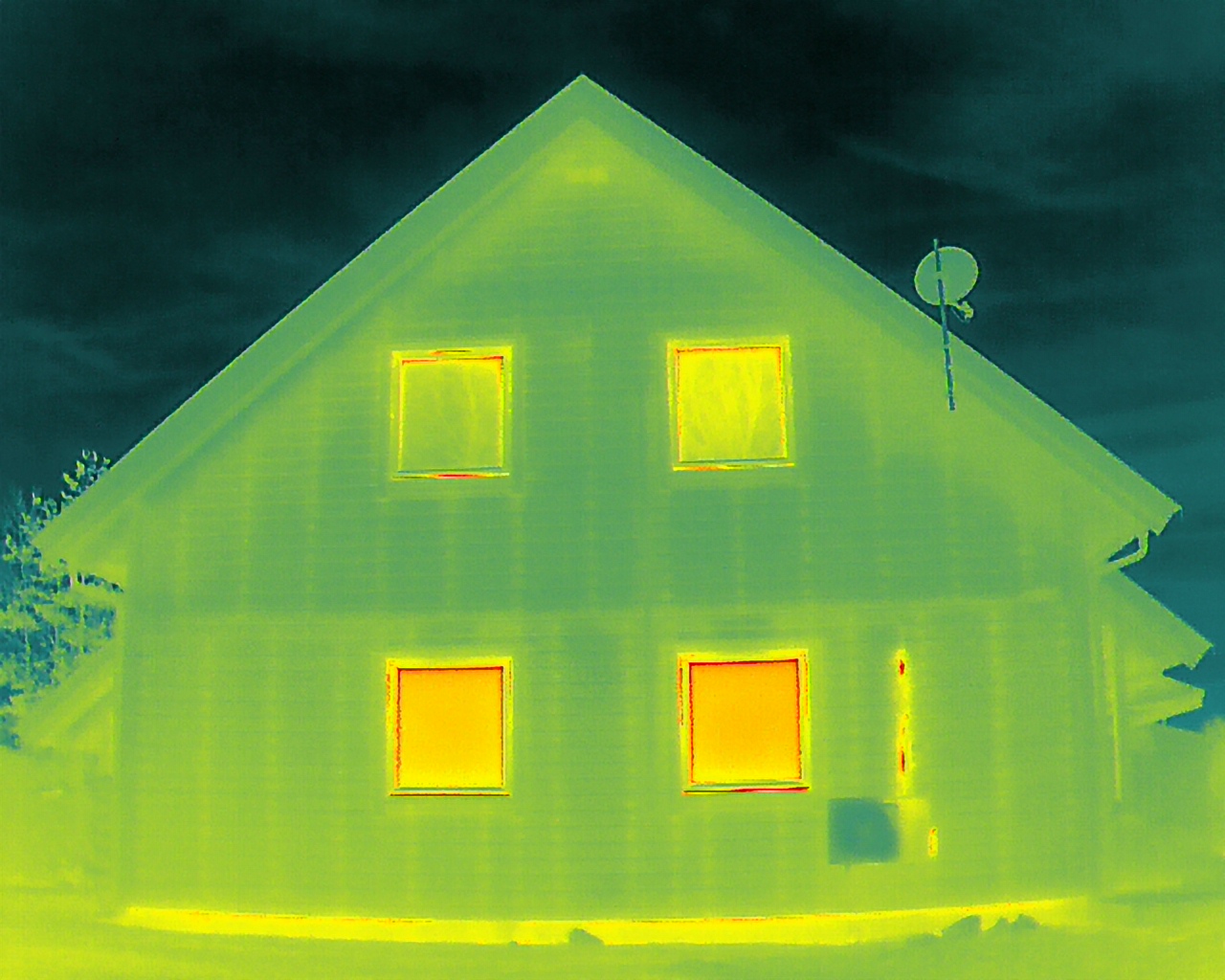 Termografi - Termografering - Dronefoto - Varmetap - Aerial Visuals AS